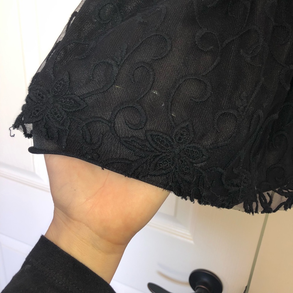 Top - Picture 3 of 4